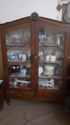 Wooden showcase and dressing table for Sale