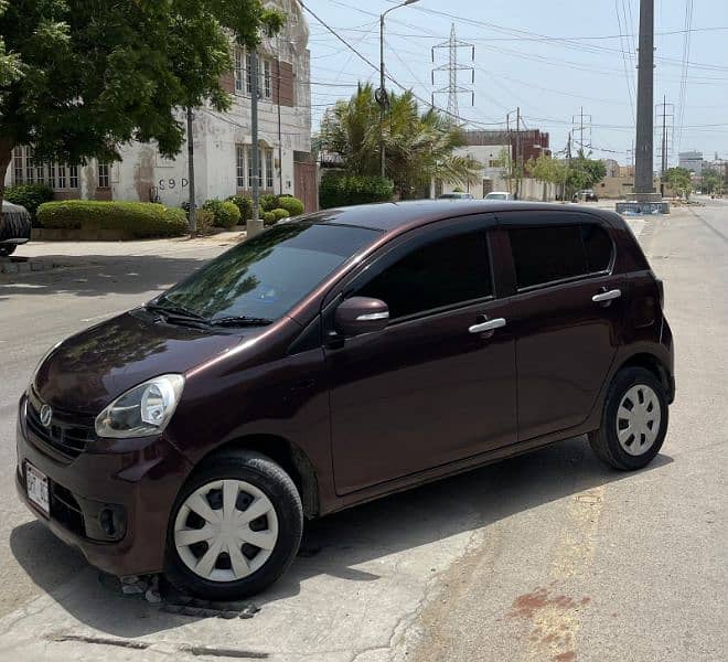 Daihatsu Mira 2013 1