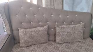 Dewan sofa