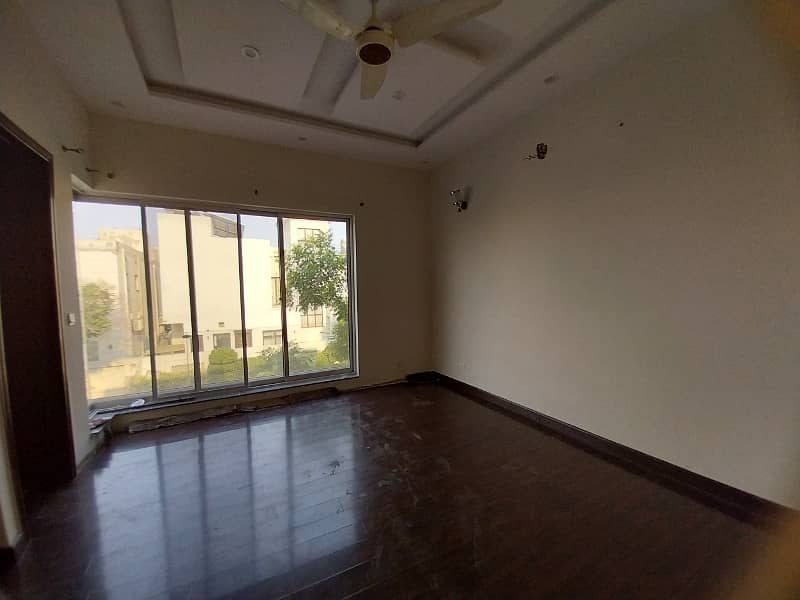 Best Almost New 5 Marla Modern House on Rent in DHA 5