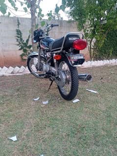 Honda 125 lahore register haa bilkul new condation ma haa