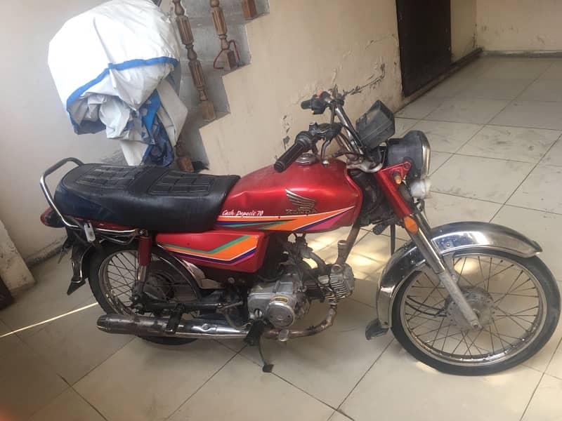 Title: Honda CD 70 2010 Model Bike Motorcycle – Well-Maintained 3