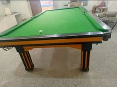 5*10 size Snooker Table with boll set with lighting shed.