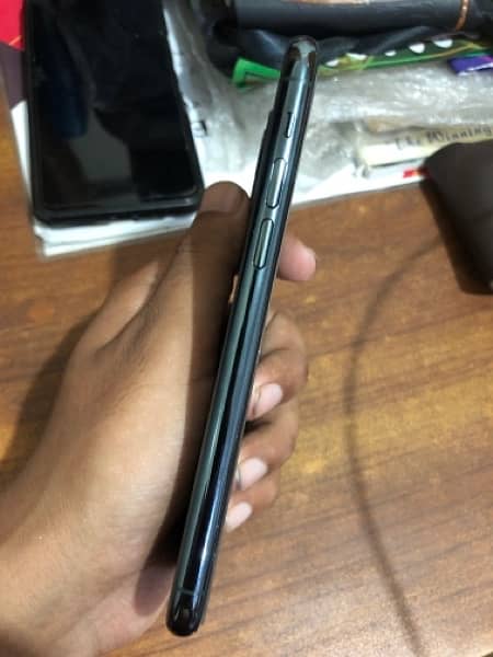 iPhone 11 Pro | 256 GB | PTA Approved 3