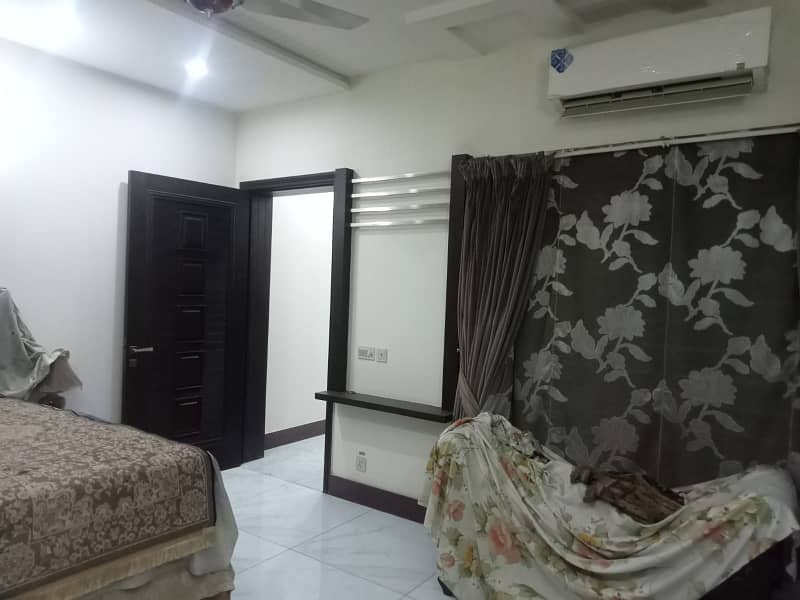Kanal Modern Outclass Fully Furnished Solar Installed well maintained Bungalow 14