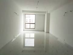 Fully Furnished Area 550 SqFt Cooperate Office For Rent Gulberg3 Lahore Original Pictures