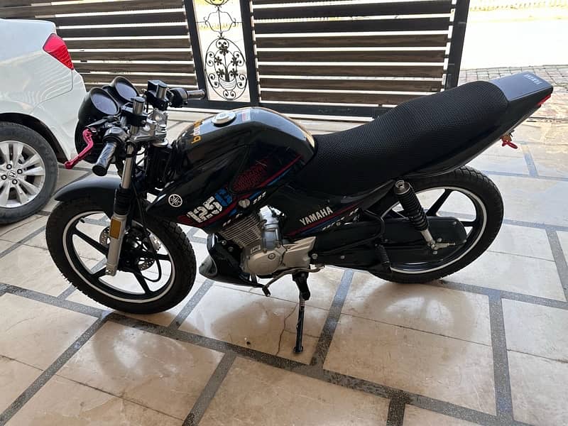 yamaha 125 g 2023 3