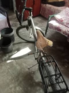 i am selling my bicycle due to some financial issues