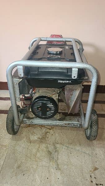 Jasco used generator 2800 w 1