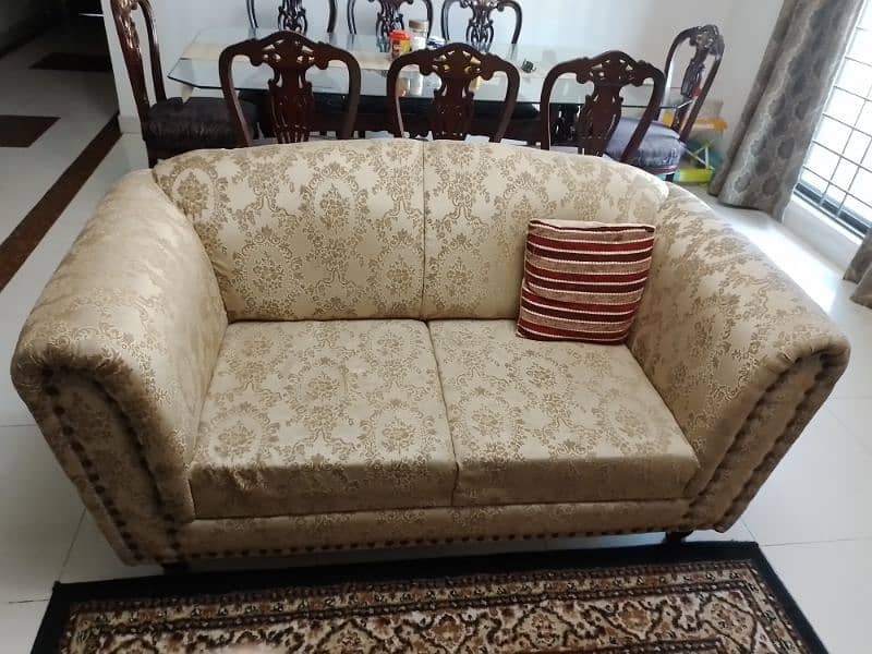 Sofa set with dewan 8