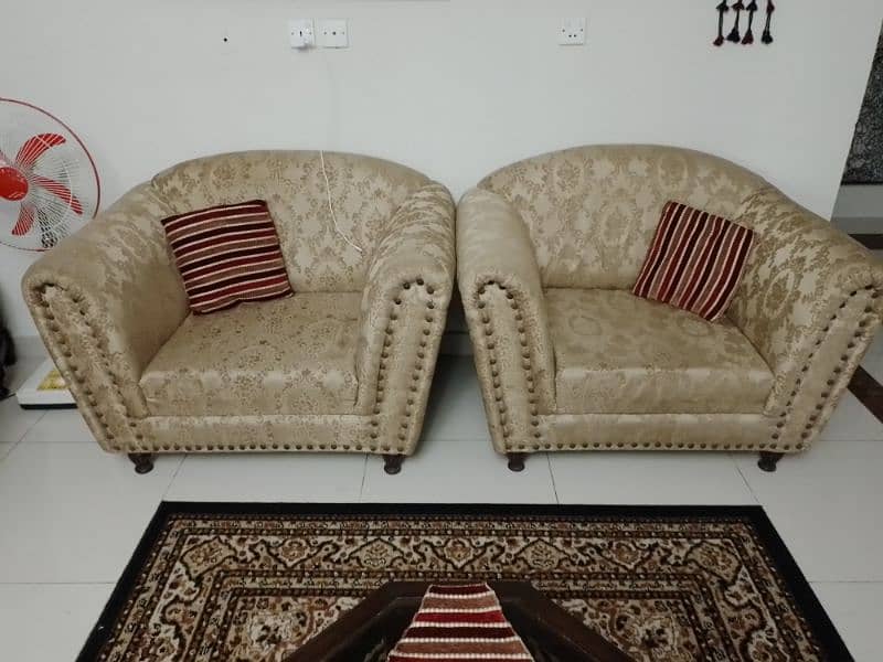 Sofa set with dewan 9