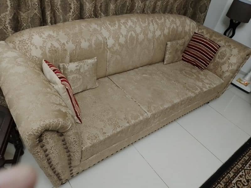Sofa set with dewan 13