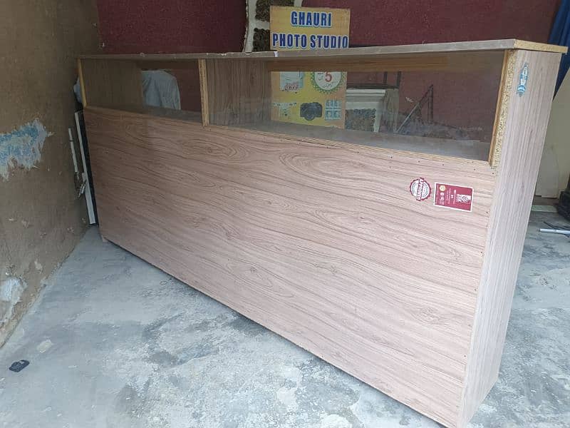 shop Counter for sale . in good condition. 2