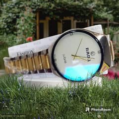 Men's casual analogue watch