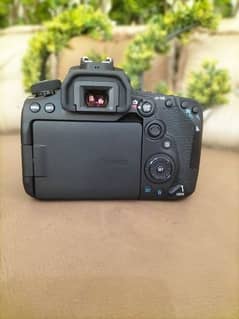 Canon 90D DSLR Camera