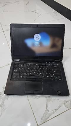 DELL Latitude E7440