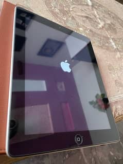 ipad 2 condition 10/9 only lead sath ha