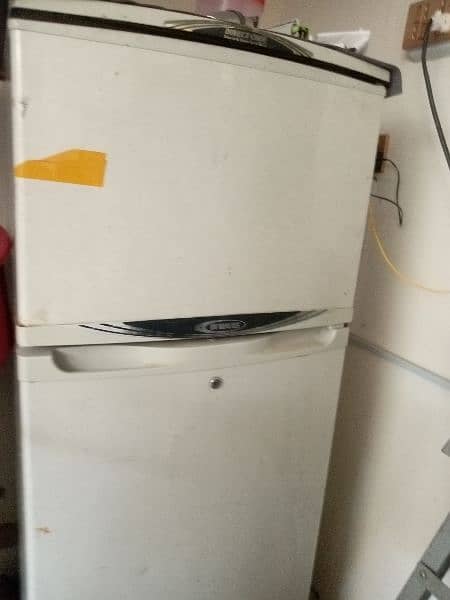 refrigerator for sale 0