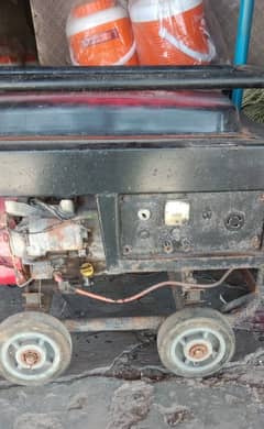 I WANT TO SALE MY 3500 (3KW) PETROL & GAS GENERATOR