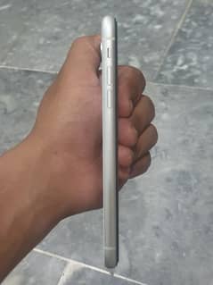 iPhone xr 10/10 condition 0