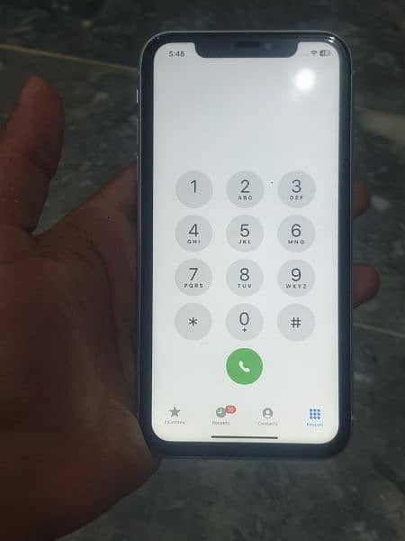 iPhone xr 10/10 condition 5