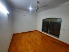 1 kanal Upper Portion In DHA Phase Available For Rent