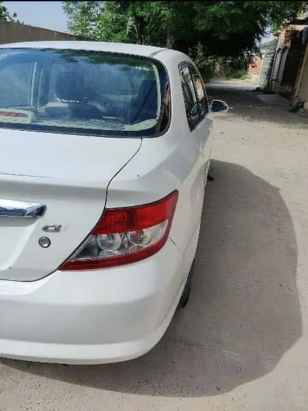 Honda City IDSI 2004 4