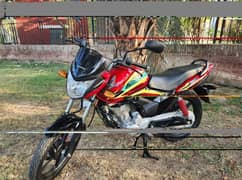 CB 125 F, 2023 Model, Special Red colour, just like New