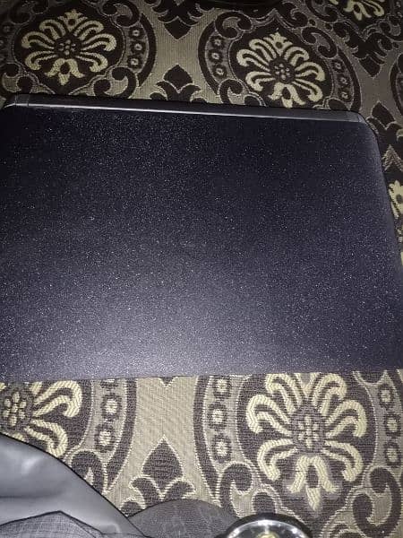 used laptop  batery change hny wli h chrging py chalta  condition 8/10 1