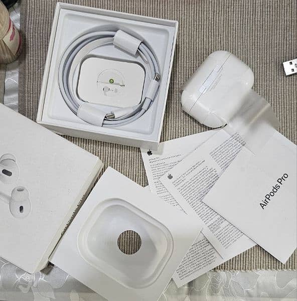 Airpods Pro Complete Box 10/10 not used Brand new just Box Open U. K 2
