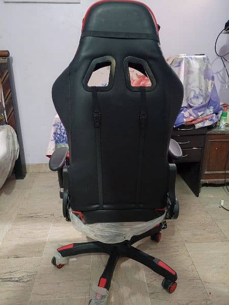 Global Razer Chair 4