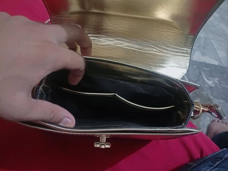 Stylo Golden Premium Hand Bag 3