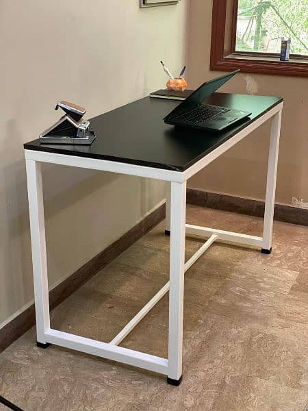 Computer Table 2