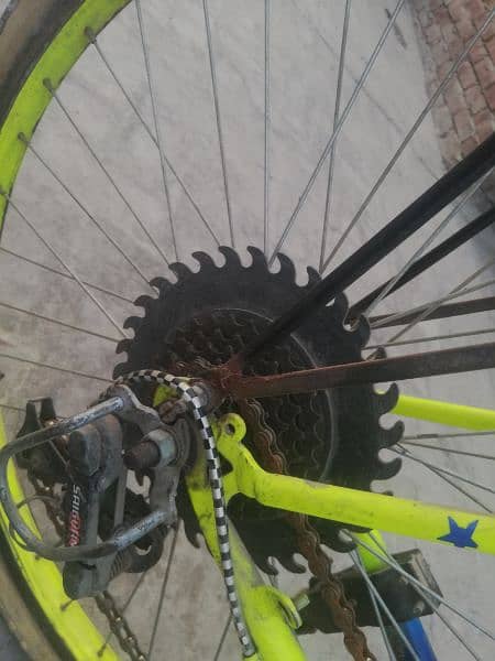 6 gear and 3 gear cycle for sale and exchange with good mobile 6