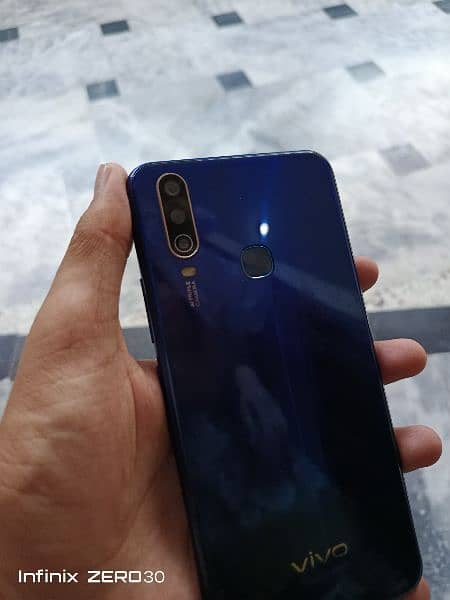 Vivo Y15 4/64GB 5