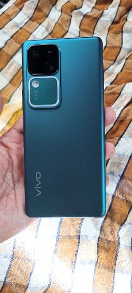 Vivo V30 Brand New Only Box Open 0