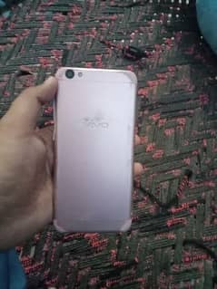 vivo y67 4/64 urgently sale