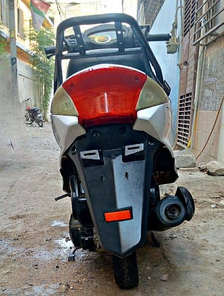 Chinese Scooty 3