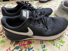 42 number jogger Nike zoom structure 10 by 10 full ok hai