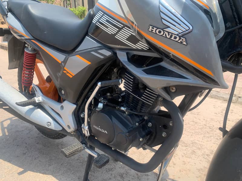 Honda CB 150F 2021 3