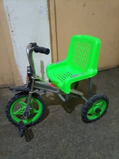 Kids tricycle