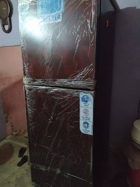 Pel Jumbo refrigerator Full Size Model num 22250 0