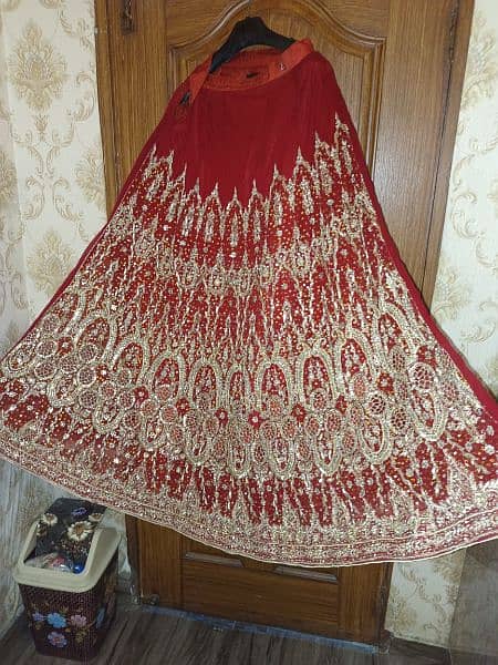 Bridal lehnga for sale only one time use 4