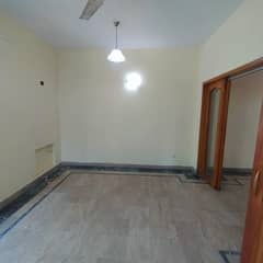 Corner 10 Marla Maintained Bungalow For Rent Near Defence Club