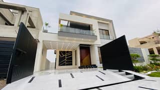 10 Marla Iconic Bungalow For Sale In Dha Phase 5 Lahore