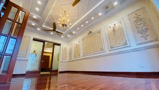 10 Marla Top Class Bungalow For Sale In DHA Phase 7 Lahore