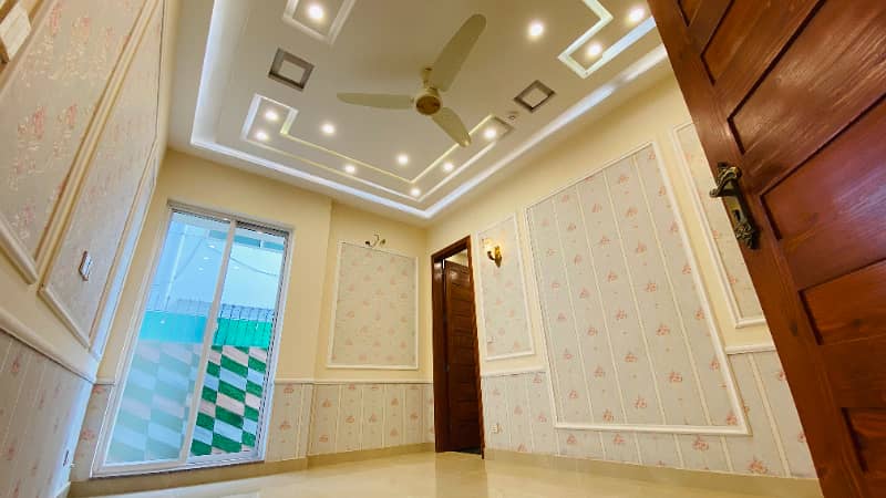 10 Marla Top Class Bungalow For Sale In DHA Phase 7 Lahore 11