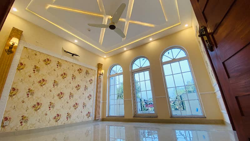 10 Marla Top Class Bungalow For Sale In DHA Phase 7 Lahore 16