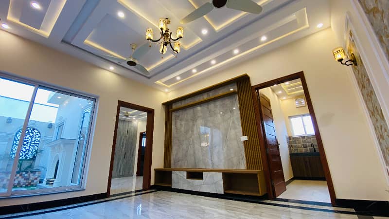 10 Marla Top Class Bungalow For Sale In DHA Phase 7 Lahore 20