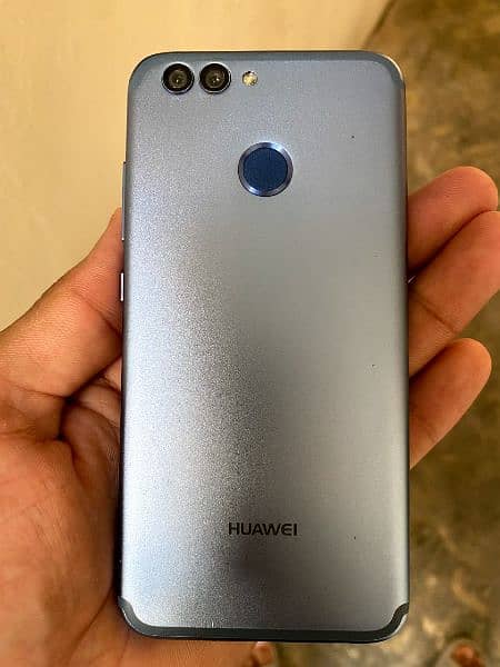 Huawei  Nova 2 0